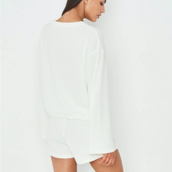 All Fenix White/Cream Ribbed Leo Drawstring Front Cropped Sweater Size Small EUC - Picture 2 of 10